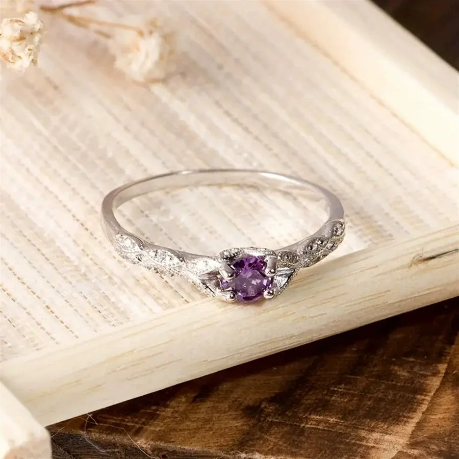 Luméra Violet Ring